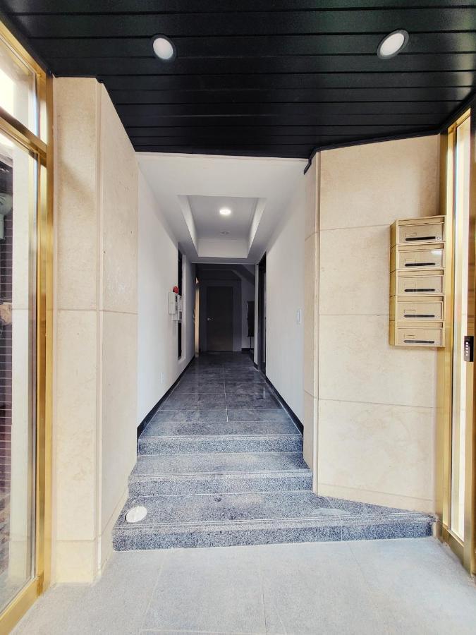 Отель J.Hill House Сеул Экстерьер фото